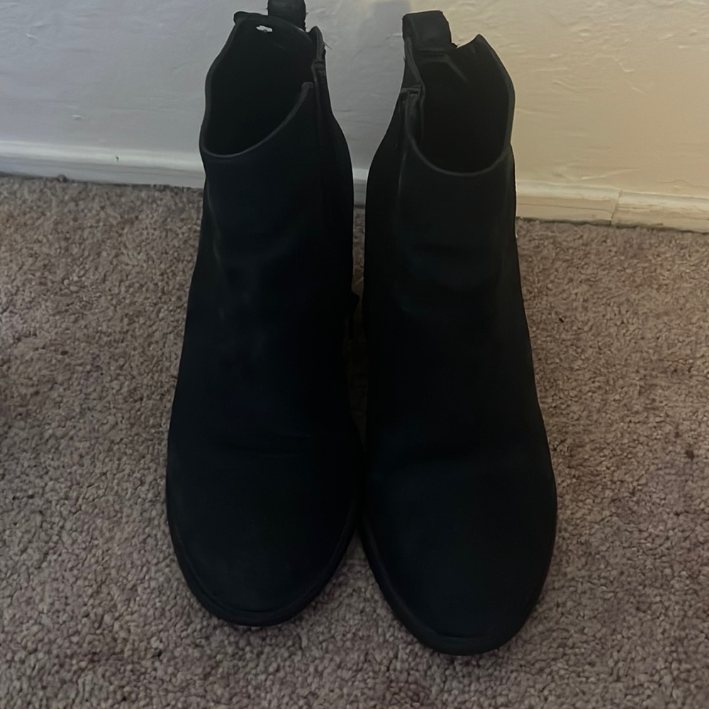 Blondo booties. Black suede. Waterproof. Size 10